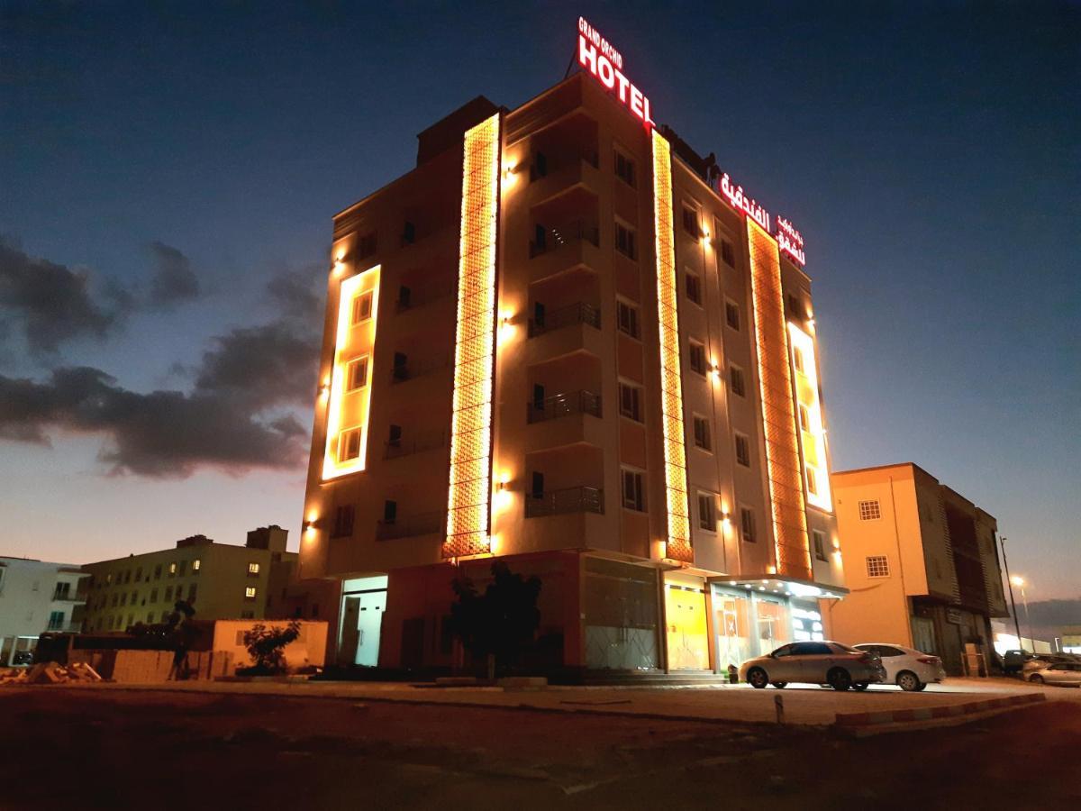 Grand Orchid Hotel Apartment Дукм Екстериор снимка